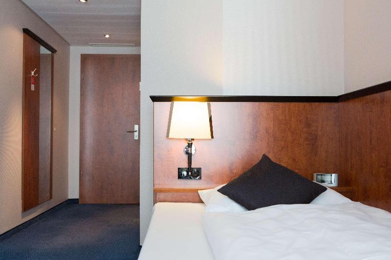 Amedia Frankfurt Russelsheim Trademark Collection By Wyndham Bagian luar foto